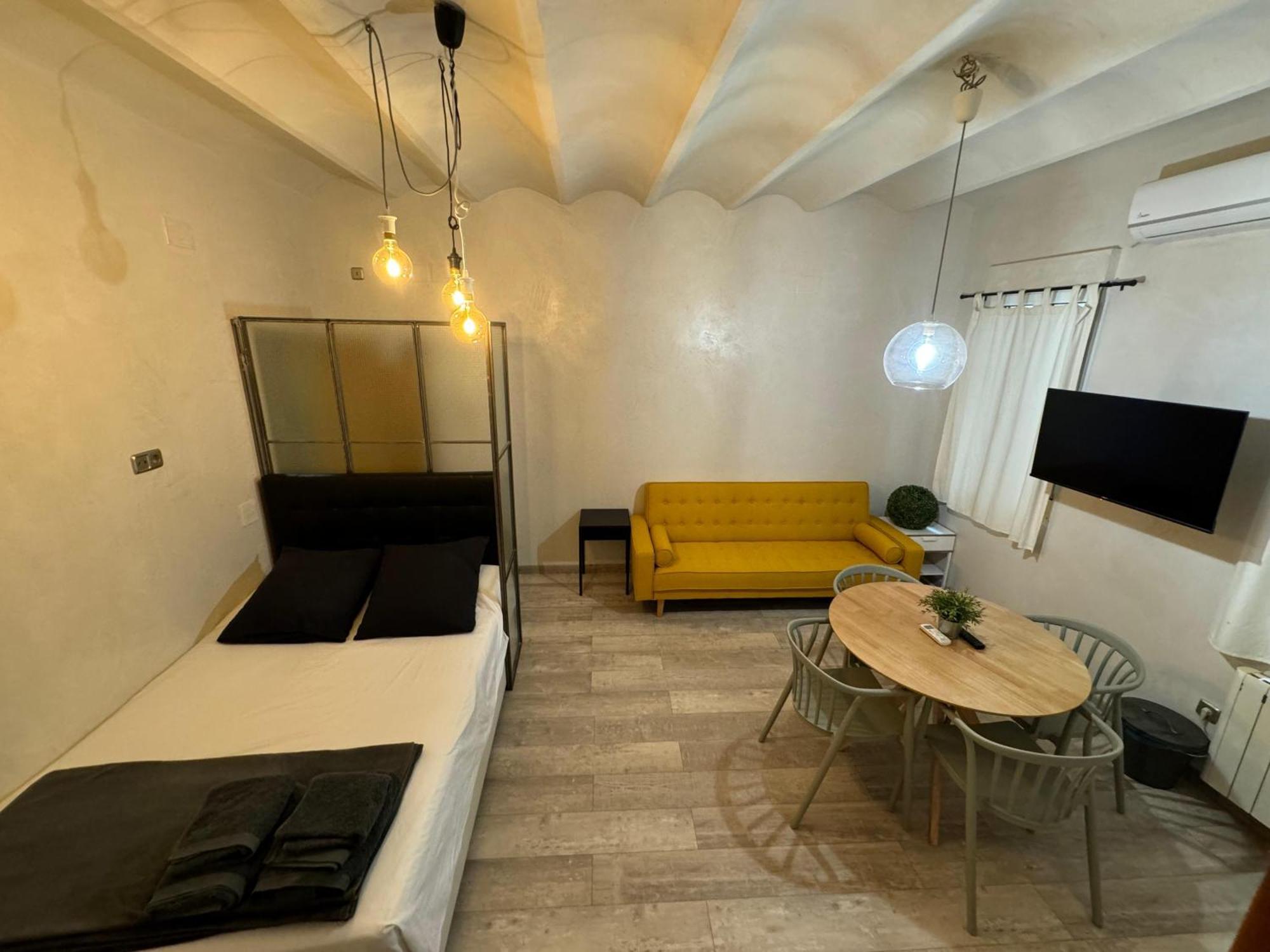 Apartament Ama Madrid Santa Ana Zewnętrze zdjęcie